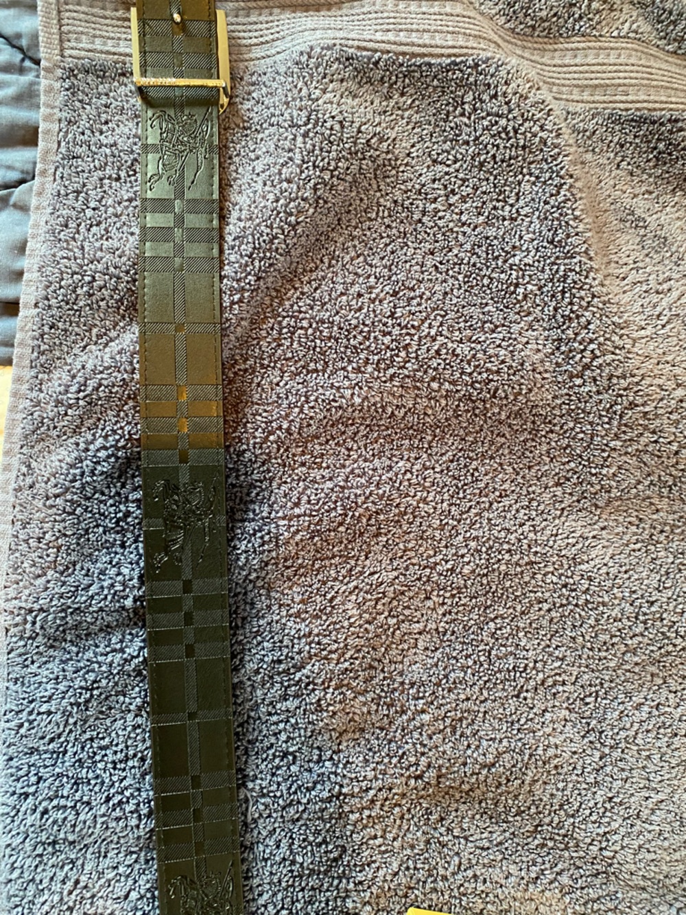 Silver “B” Buckle on Burberry Belt Featuring Reversible or Classic Print 120cm - Picture 5 of 8